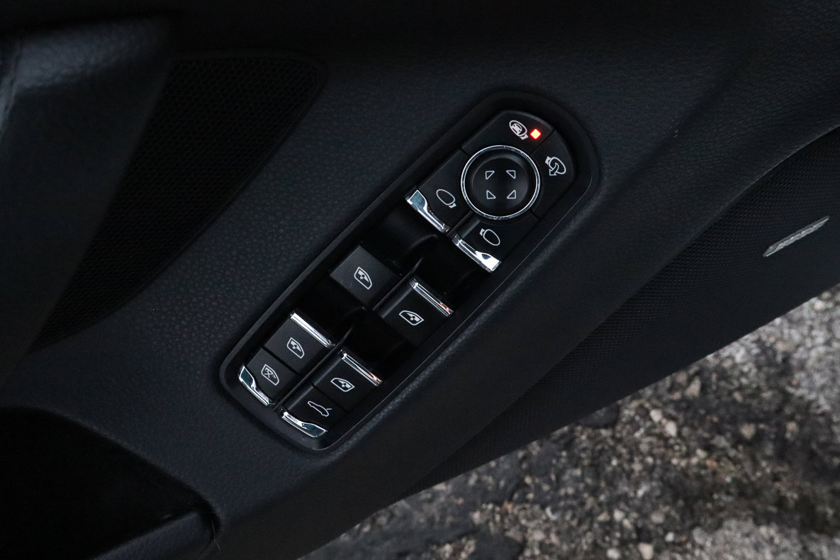 Used 2016 Porsche Panamera Edition image 14