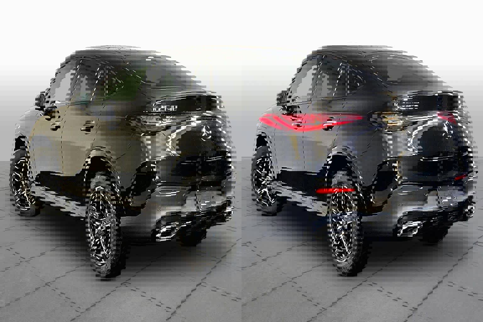 New 2026 Mercedes-Benz GLC 300 4MATIC image 3