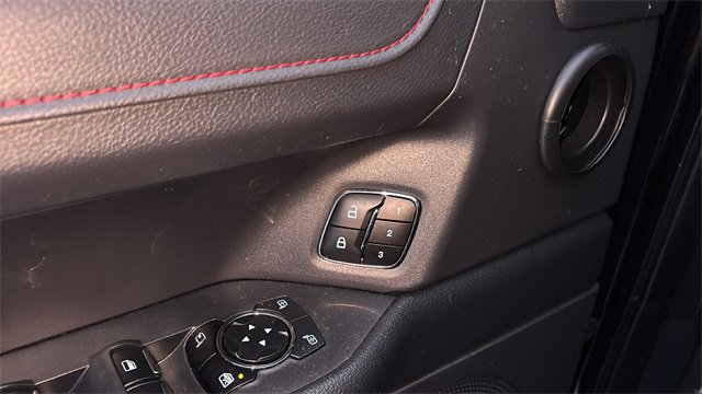 Used 2023 Ford Expedition Limited image 10