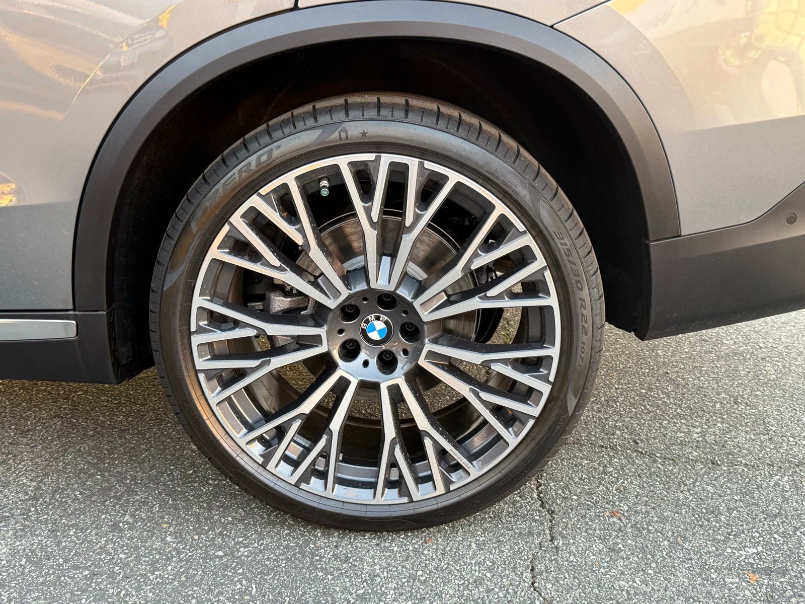 New 2026 BMW X5 sDrive40i image 16