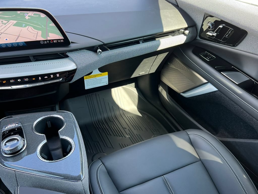 New 2027 Cadillac Optiq Sport w/ LPO, Floor Liner Package AWD/4WD image 25