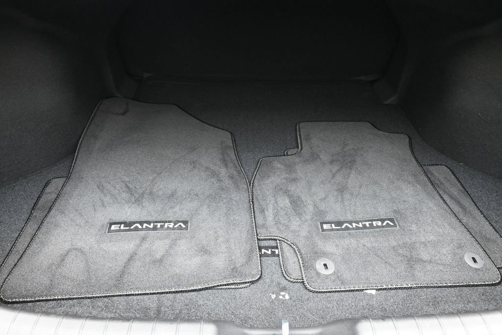 Certified 2026 Hyundai Elantra Sport FWD image 23