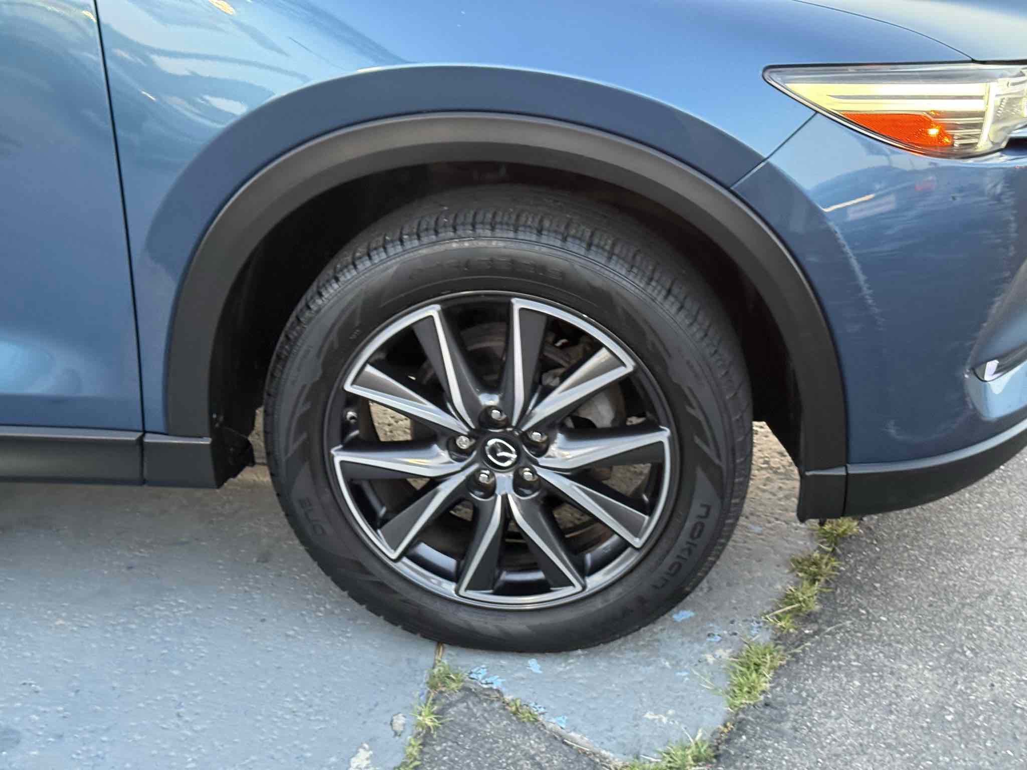 Used 2017 MAZDA CX-5 Grand Touring w/ Premium Package AWD/4WD image 41