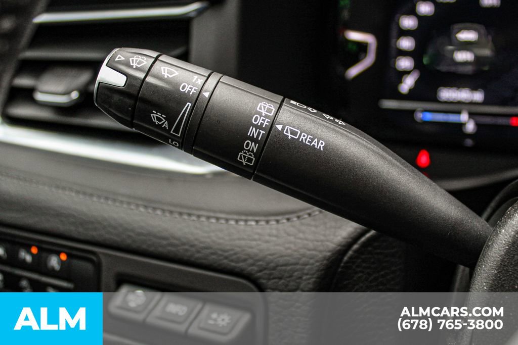 Used 2023 GMC Yukon XL Denali image 33