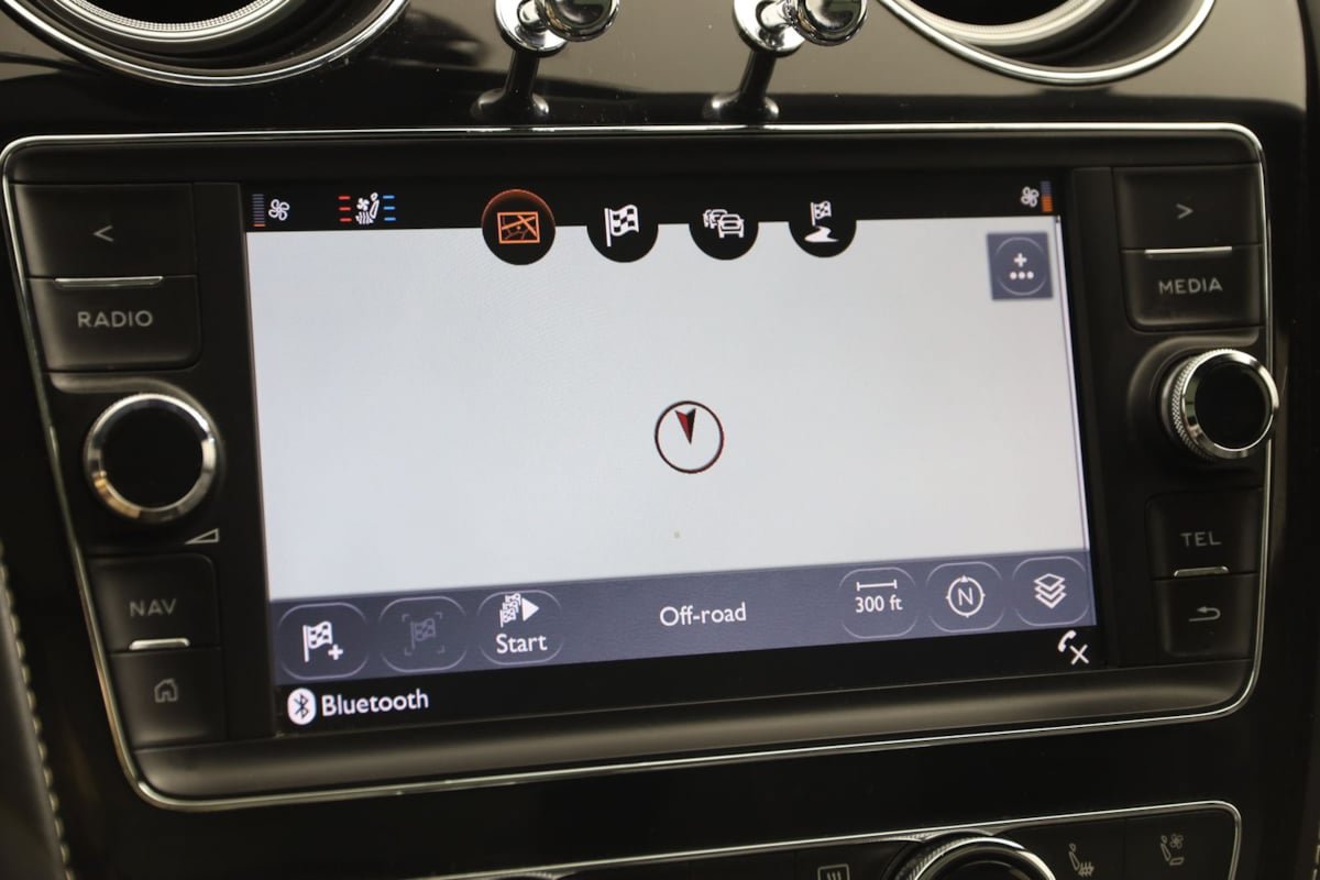 Used 2018 Bentley Bentayga AWD/4WD image 9
