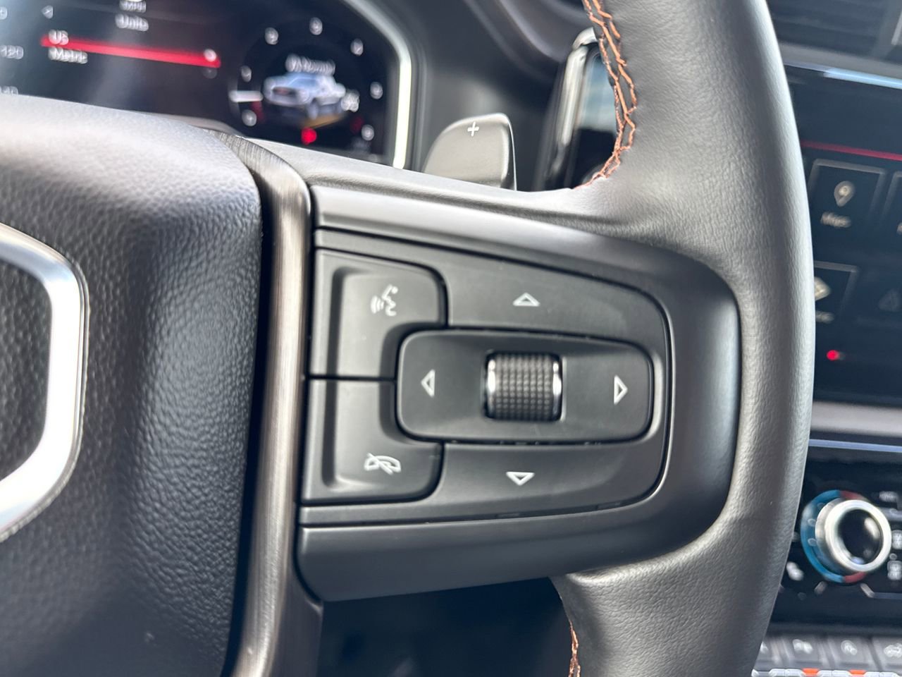 Used 2024 GMC Sierra 1500 AT4 w/ Technology Package image 29