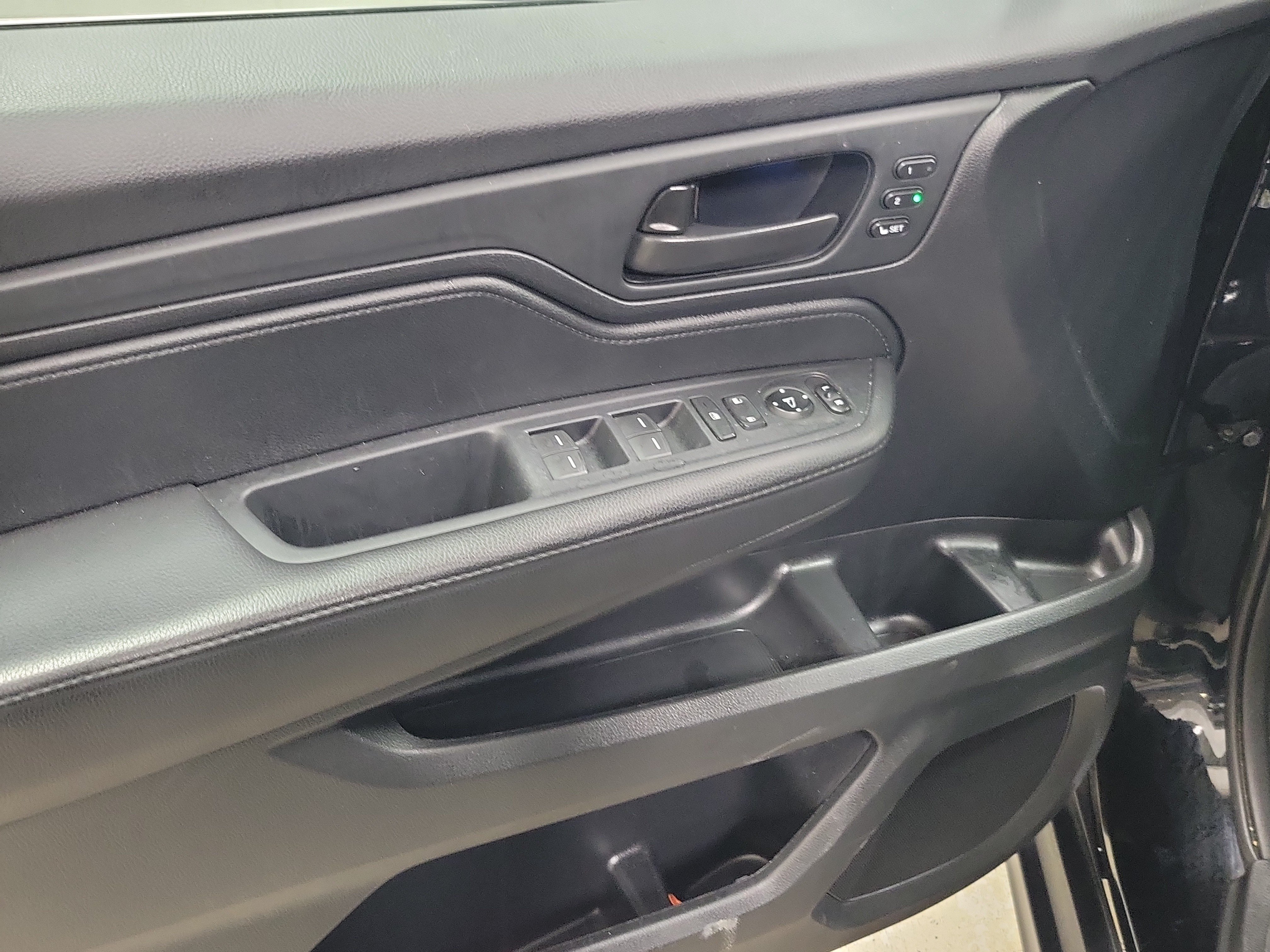 Used 2025 Honda Odyssey EX-L image 23