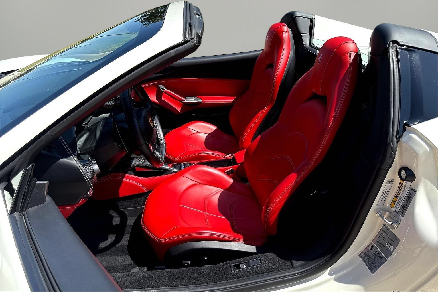 Used 2019 Ferrari 488 Spider RWD image 19