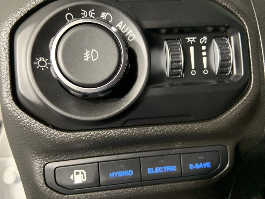 Used 2021 Jeep Wrangler Unlimited Sahara image 28