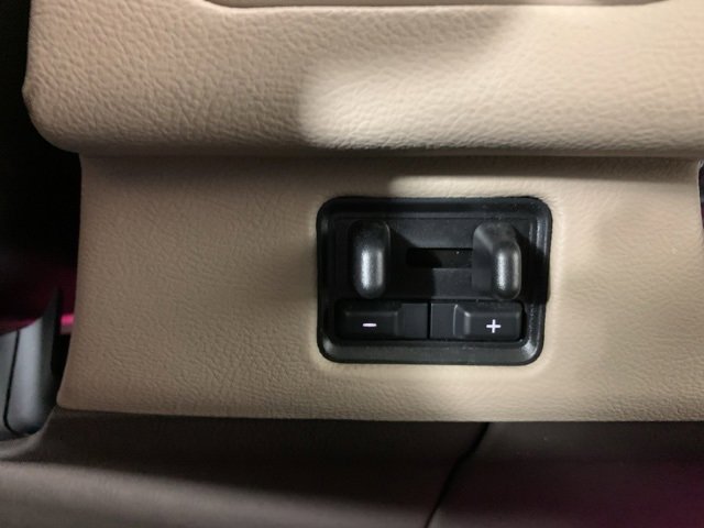 Used 2023 Lincoln Navigator Reserve image 15