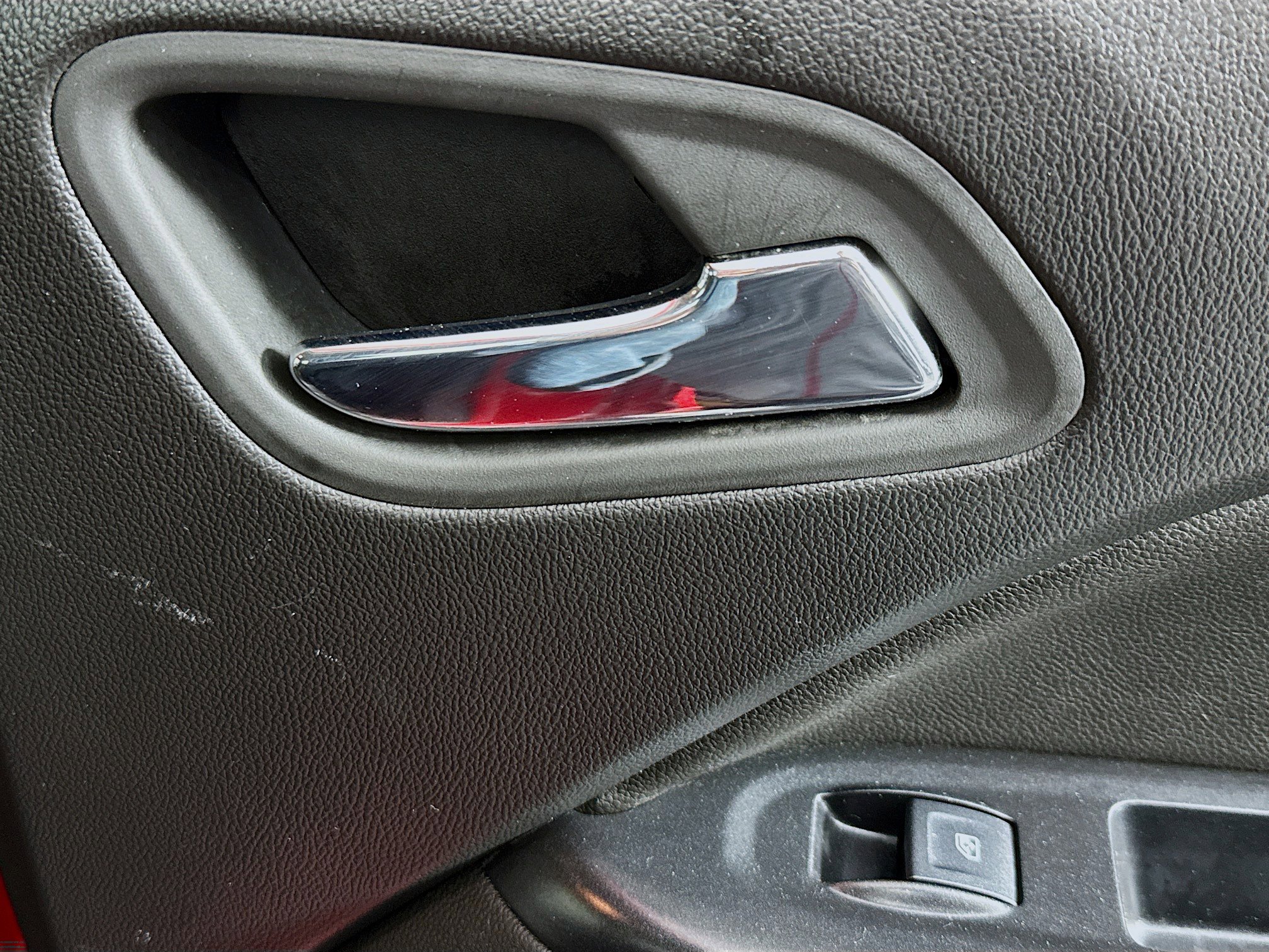 Used 2018 GMC Canyon SLT image 29