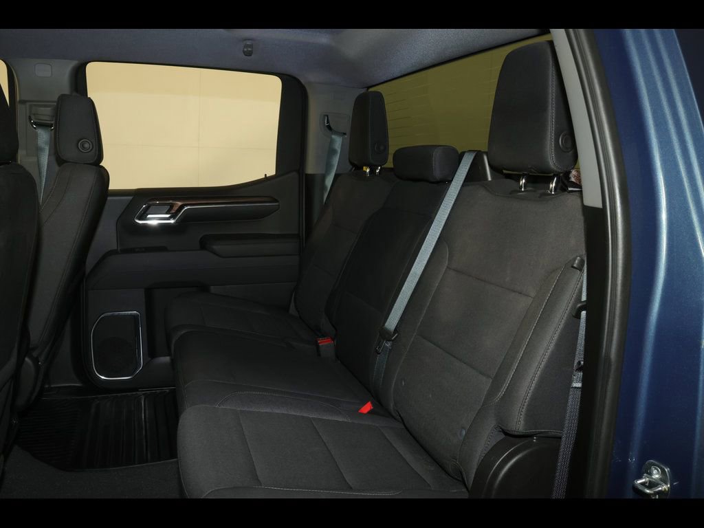 Used 2024 Chevrolet Silverado 1500 LT image 31