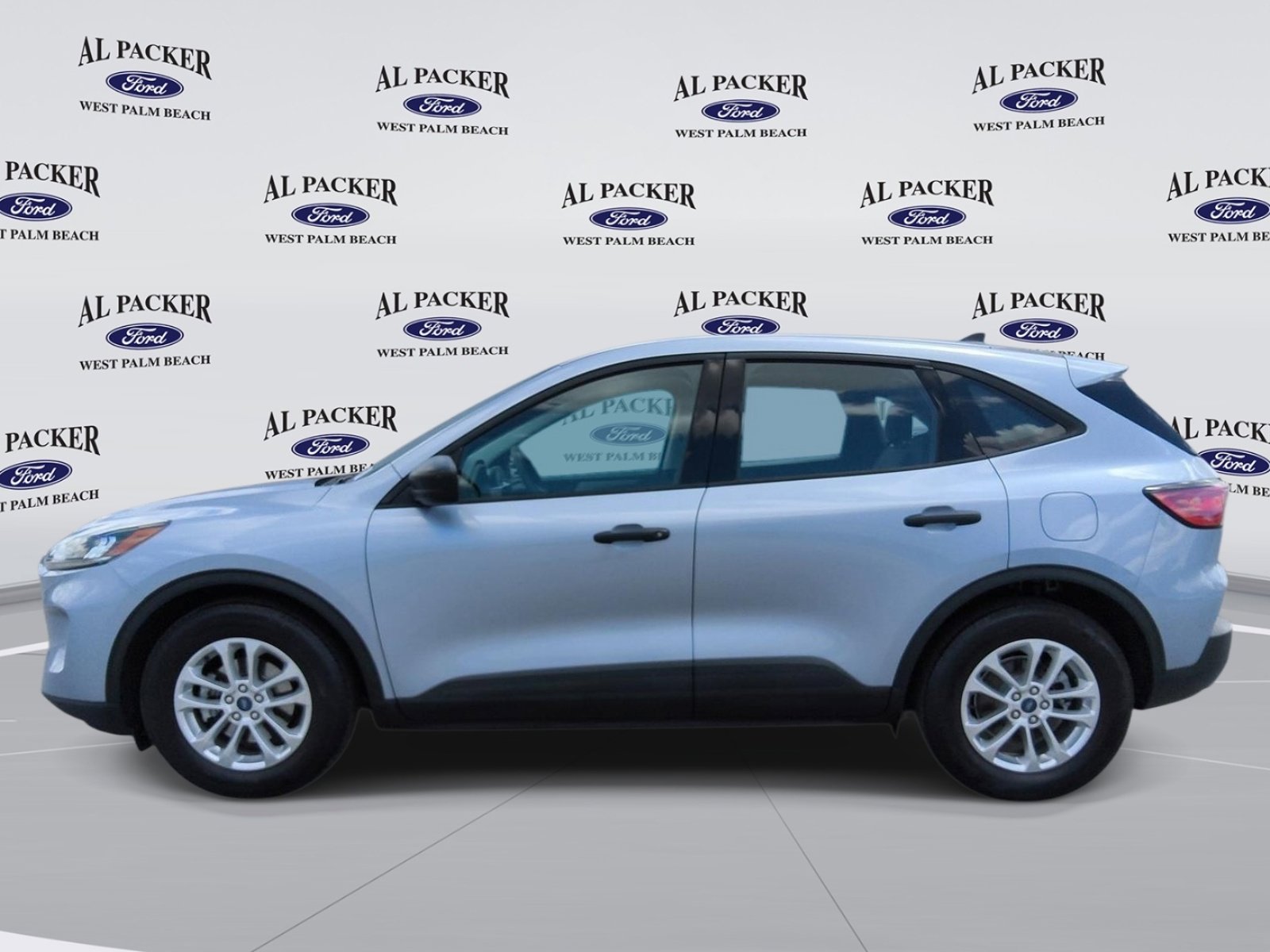 Used 2022 Ford Escape S FWD image 2