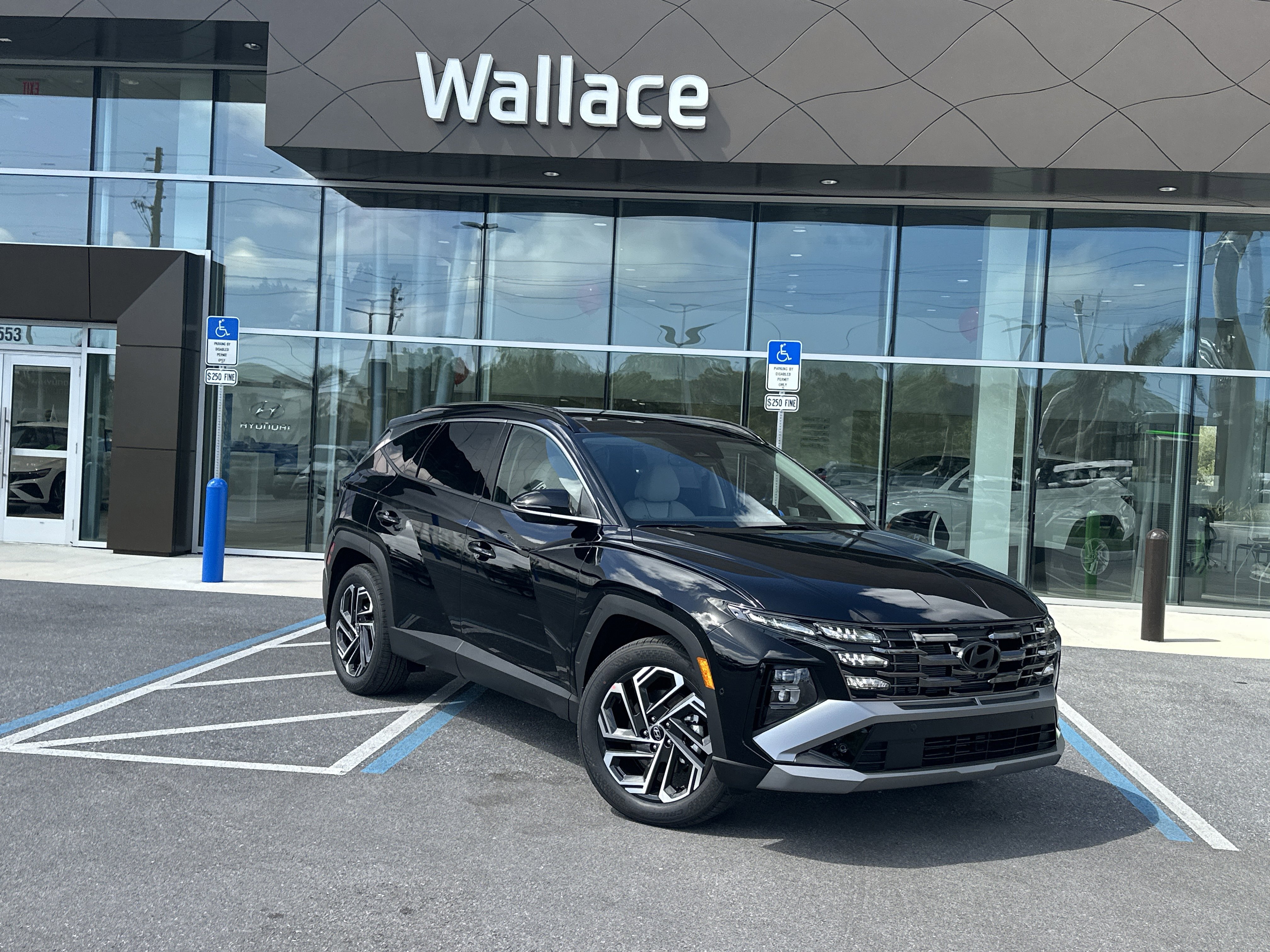 New 2026 Hyundai Tucson Limited FWD image 1
