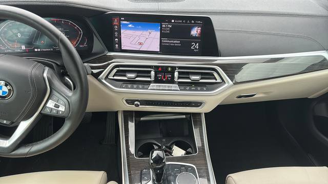 Used 2019 BMW X5 xDrive40i w/ Premium Package 2 AWD/4WD image 13