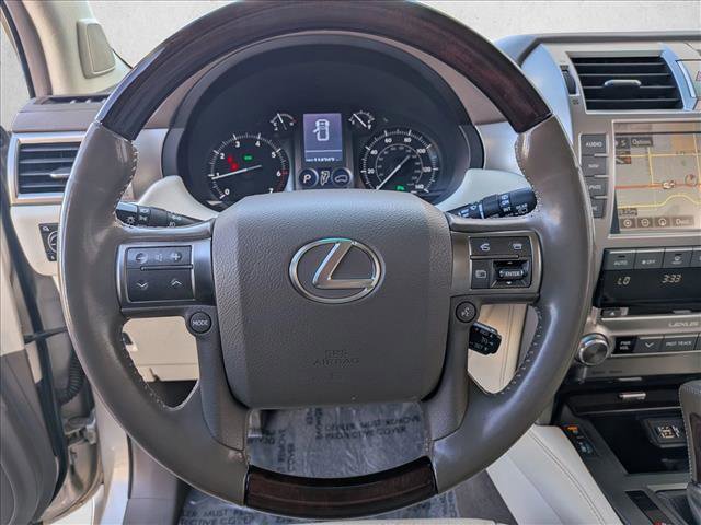 Used 2016 Lexus GX 460 w/ Premium Package image 13