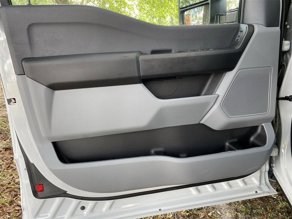 New 2025 Ford F250 XL image 11