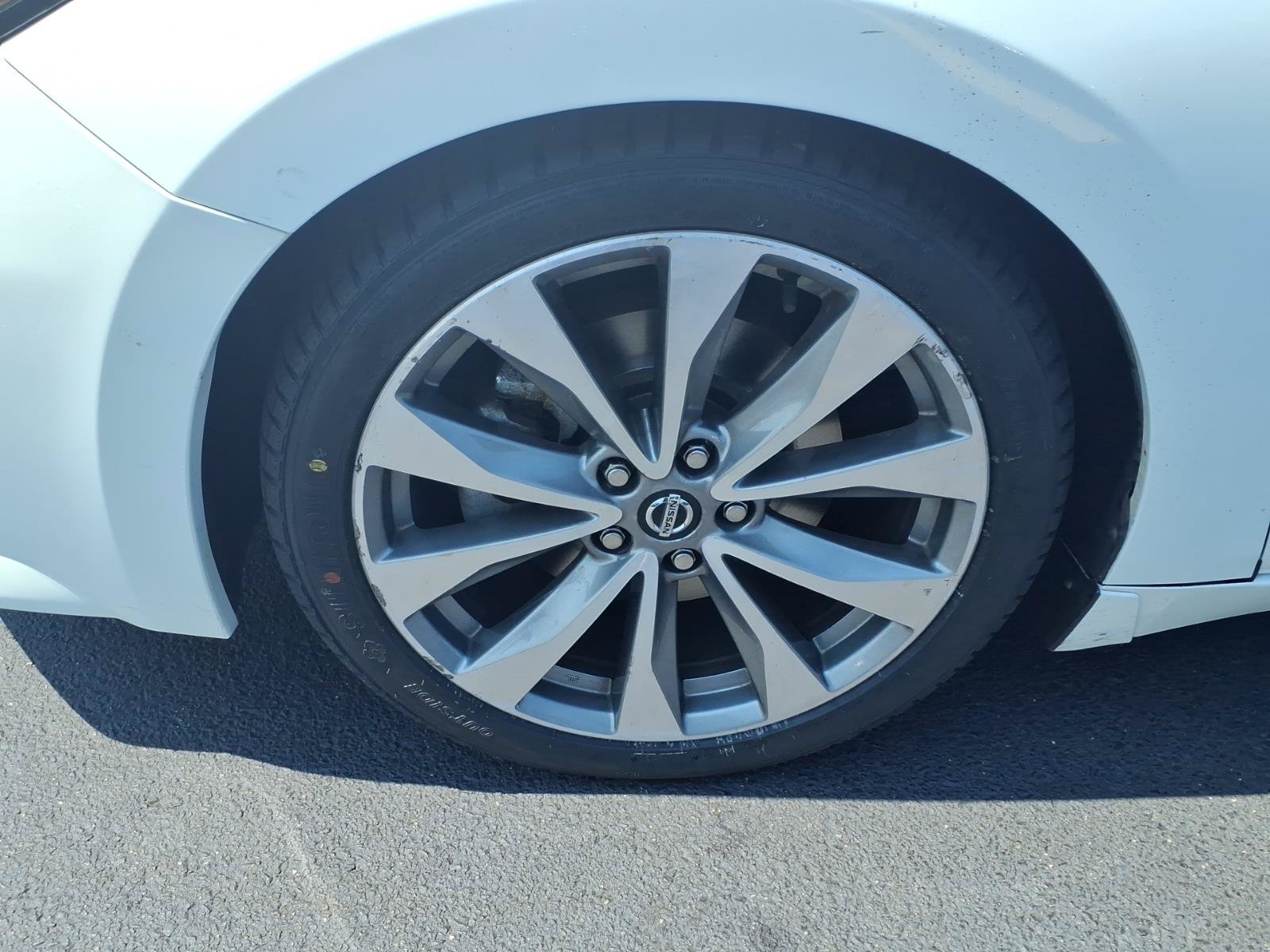 Used 2021 Nissan Maxima Platinum w/ Sport Mat Group FWD image 10