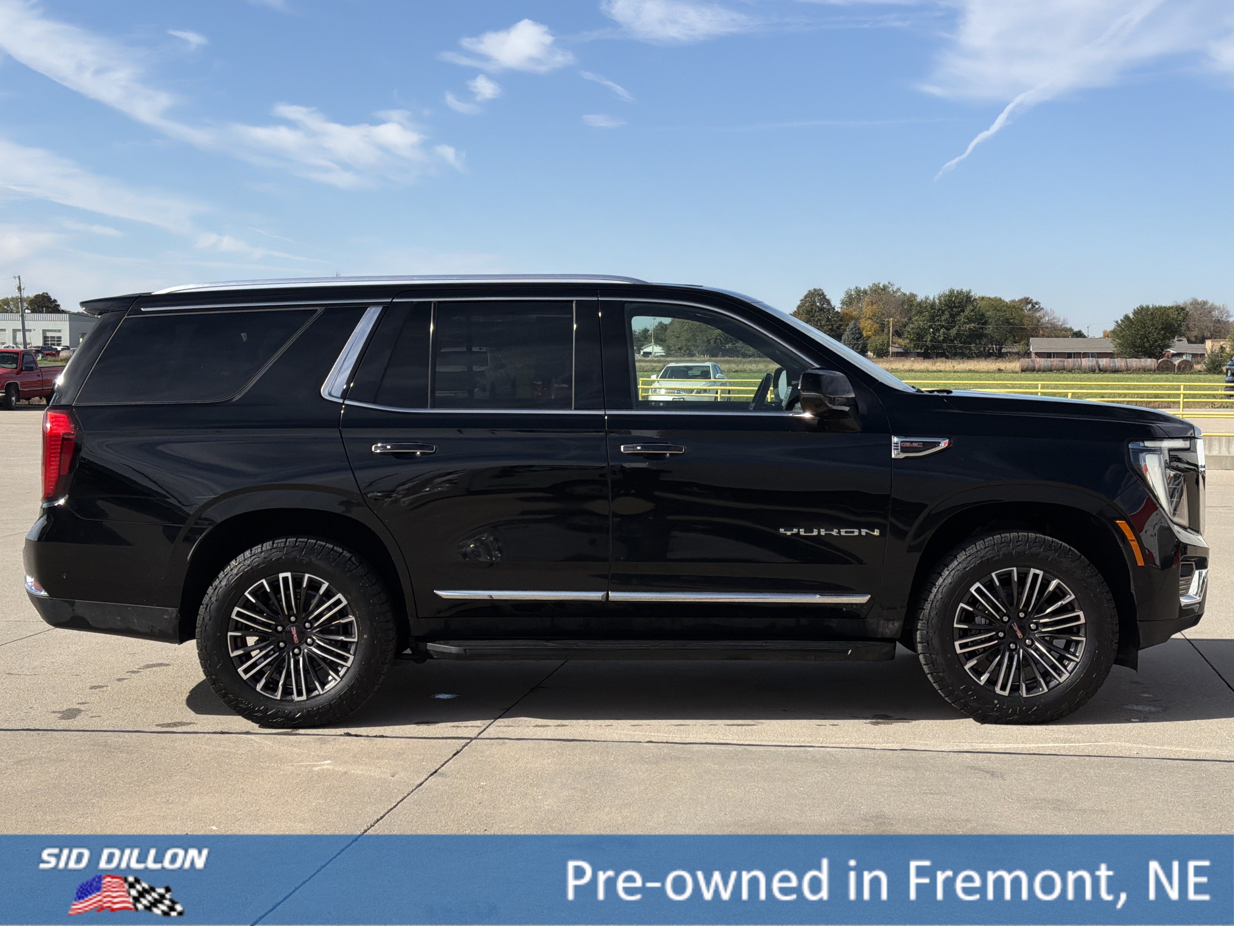Certified 2025 GMC Yukon Elevation AWD/4WD image 8