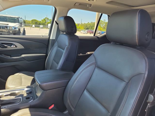 Used 2018 Chevrolet Traverse Premier w/ Redline Edition AWD/4WD image 17
