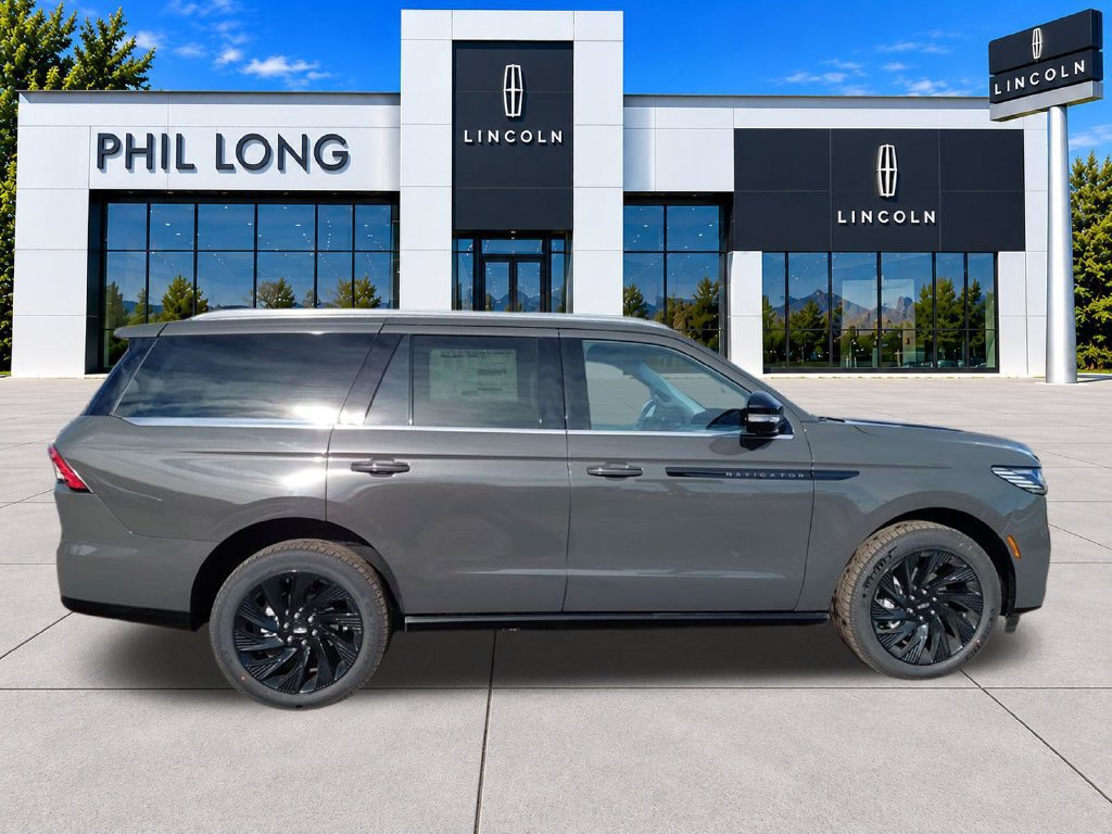 New 2026 Lincoln Navigator Black Label AWD/4WD image 9