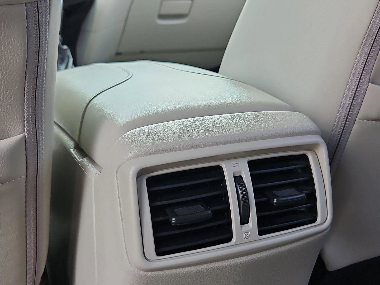 Used 2022 Nissan Rogue Sport SV w/ Technology Package FWD image 20