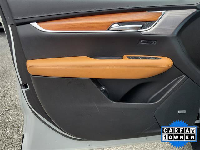 Certified 2023 Cadillac XT5 Premium Luxury FWD image 43