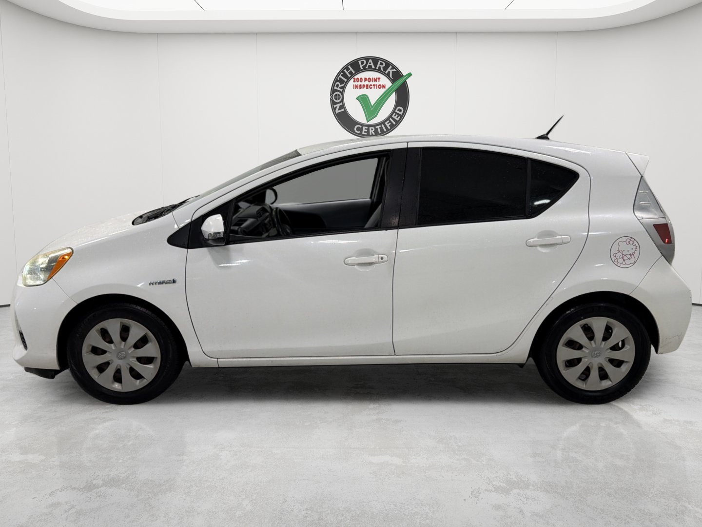 Used 2013 Toyota Prius C One FWD image 2