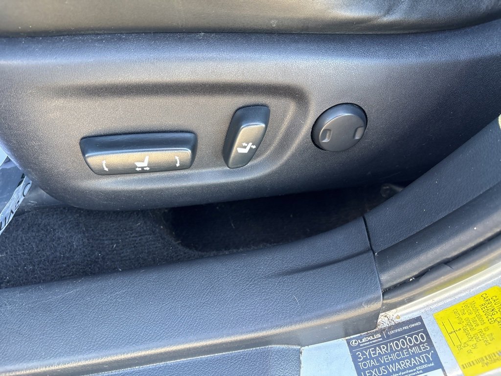 Used 2013 Lexus CT 200h image 20