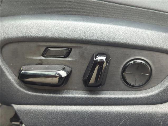 Used 2019 Lexus ES 300h w/ Accessory Package 2 FWD image 13