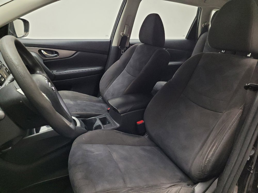 Used 2015 Nissan Rogue S FWD image 17