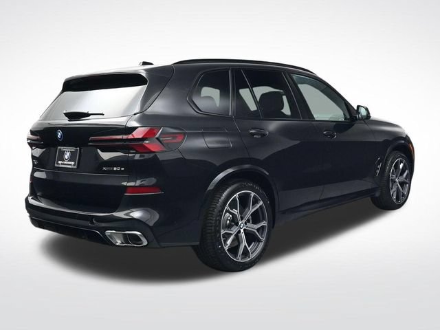 New 2026 BMW X5 xDrive50e w/ M Sport Package AWD/4WD image 4