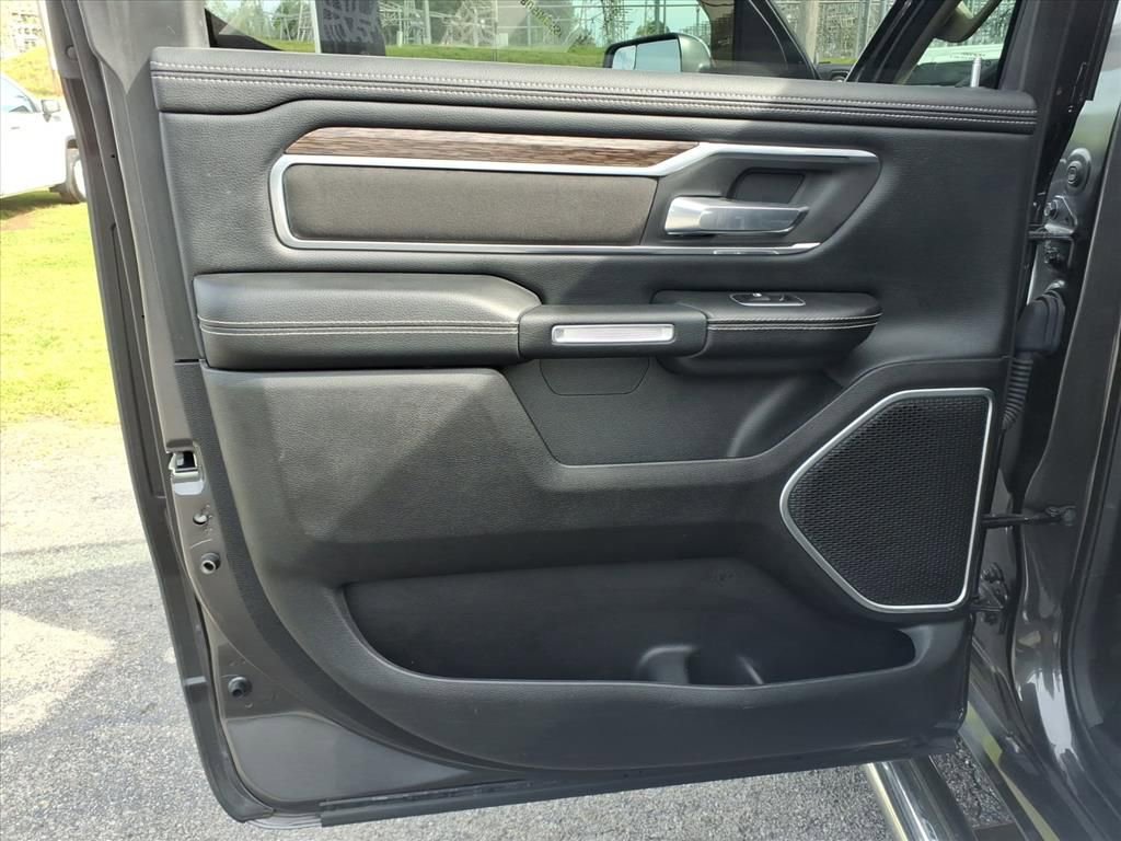Used 2020 RAM 1500 Laramie image 21