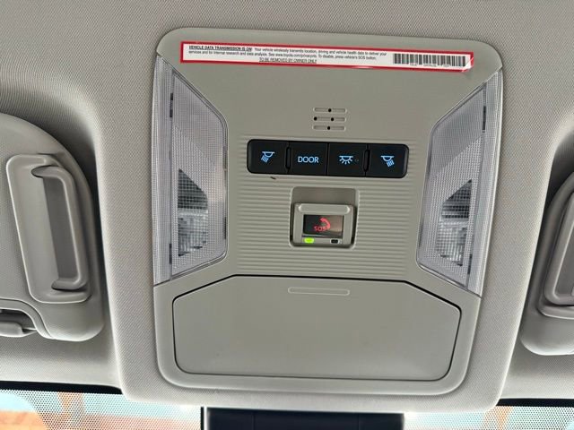 Used 2022 Toyota RAV4 XLE image 18