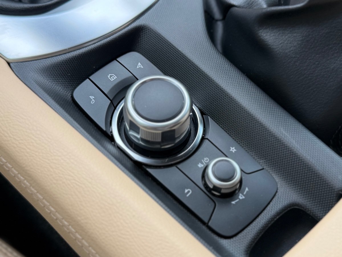 Used 2025 MAZDA MX-5 Miata RF Grand Touring RWD image 34