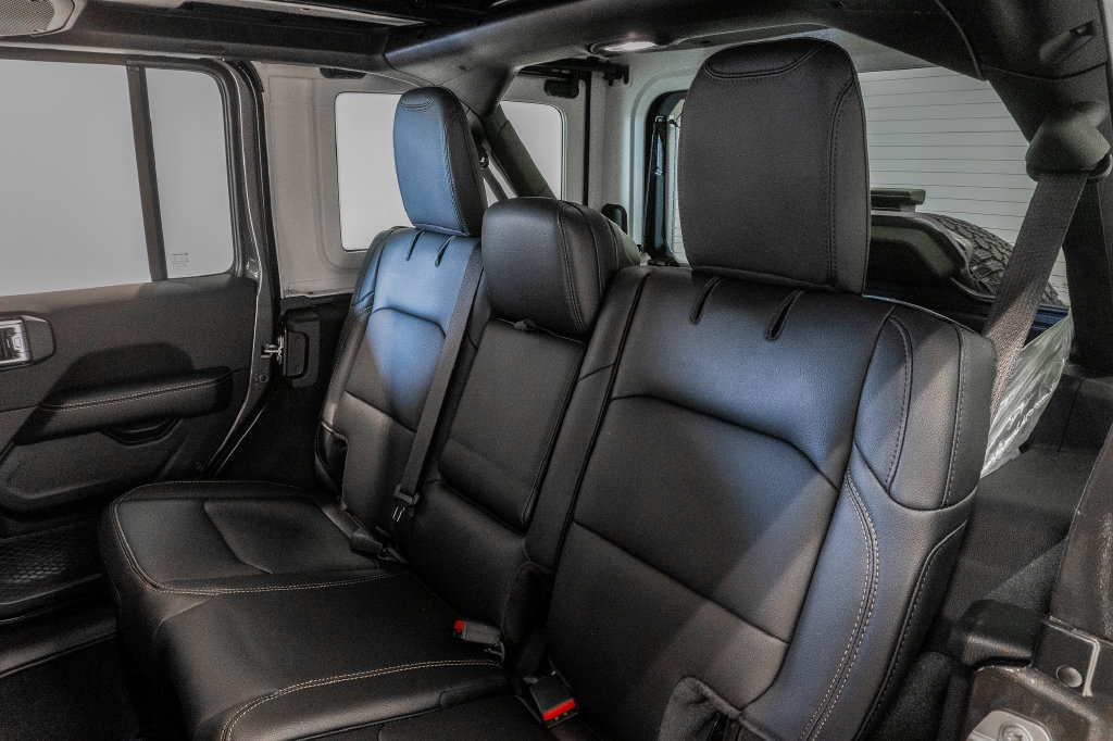 New 2027 Jeep Wrangler Unlimited Sahara AWD/4WD image 23