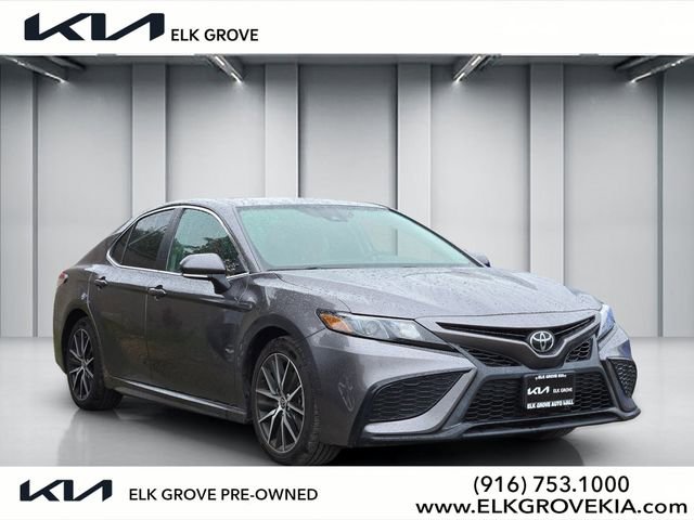 Used 2023 Toyota Camry SE