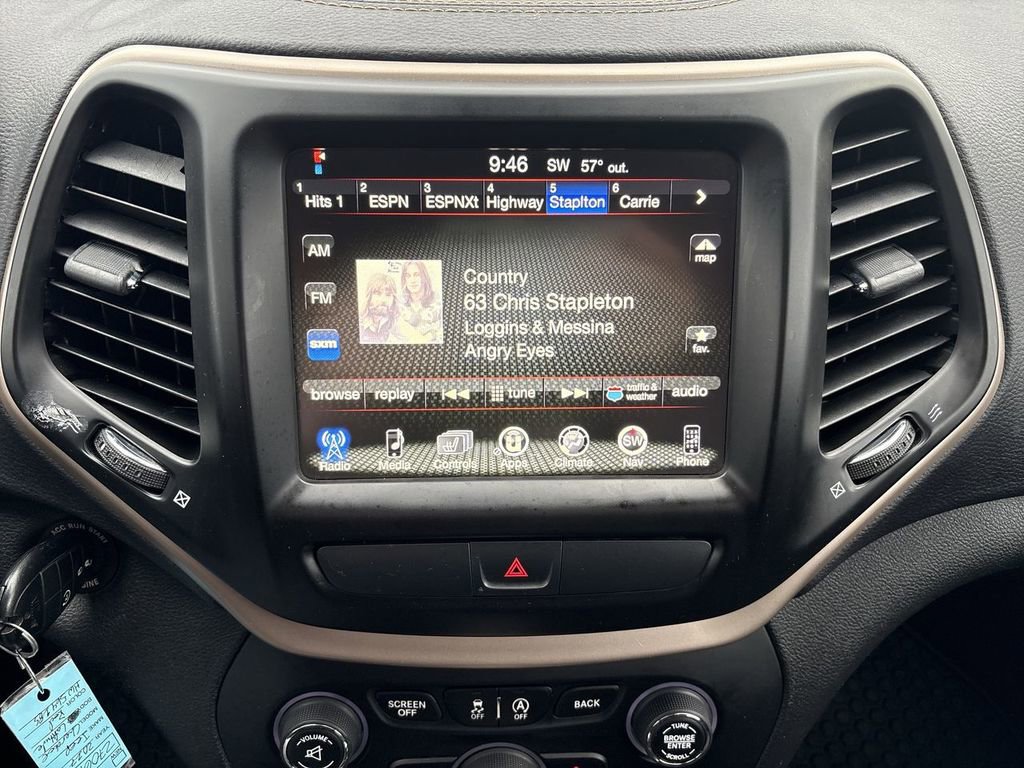 Used 2017 Jeep Cherokee Latitude w/ Cold Weather Group image 31