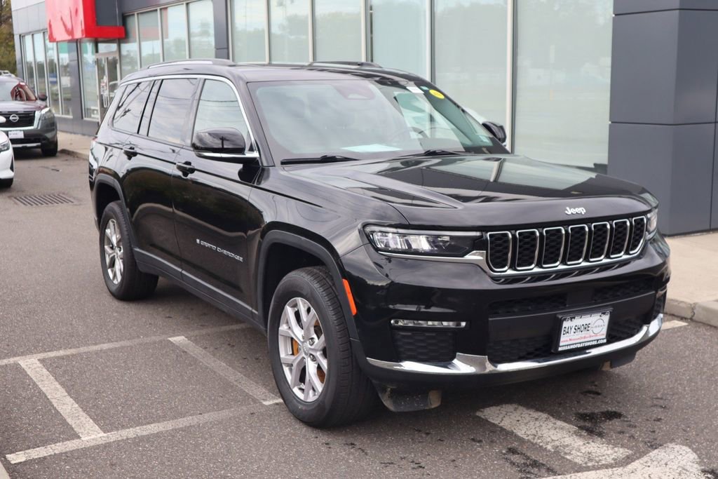 Used 2022 Jeep Grand Cherokee L Limited AWD/4WD image 3