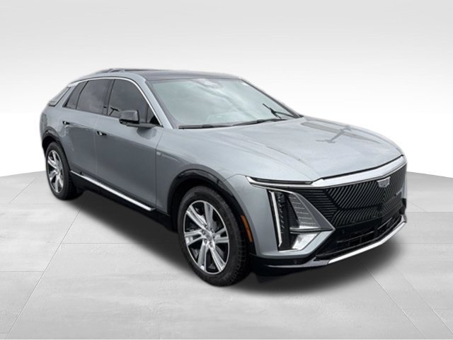 Used 2024 Cadillac Lyriq Tech AWD/4WD image 2