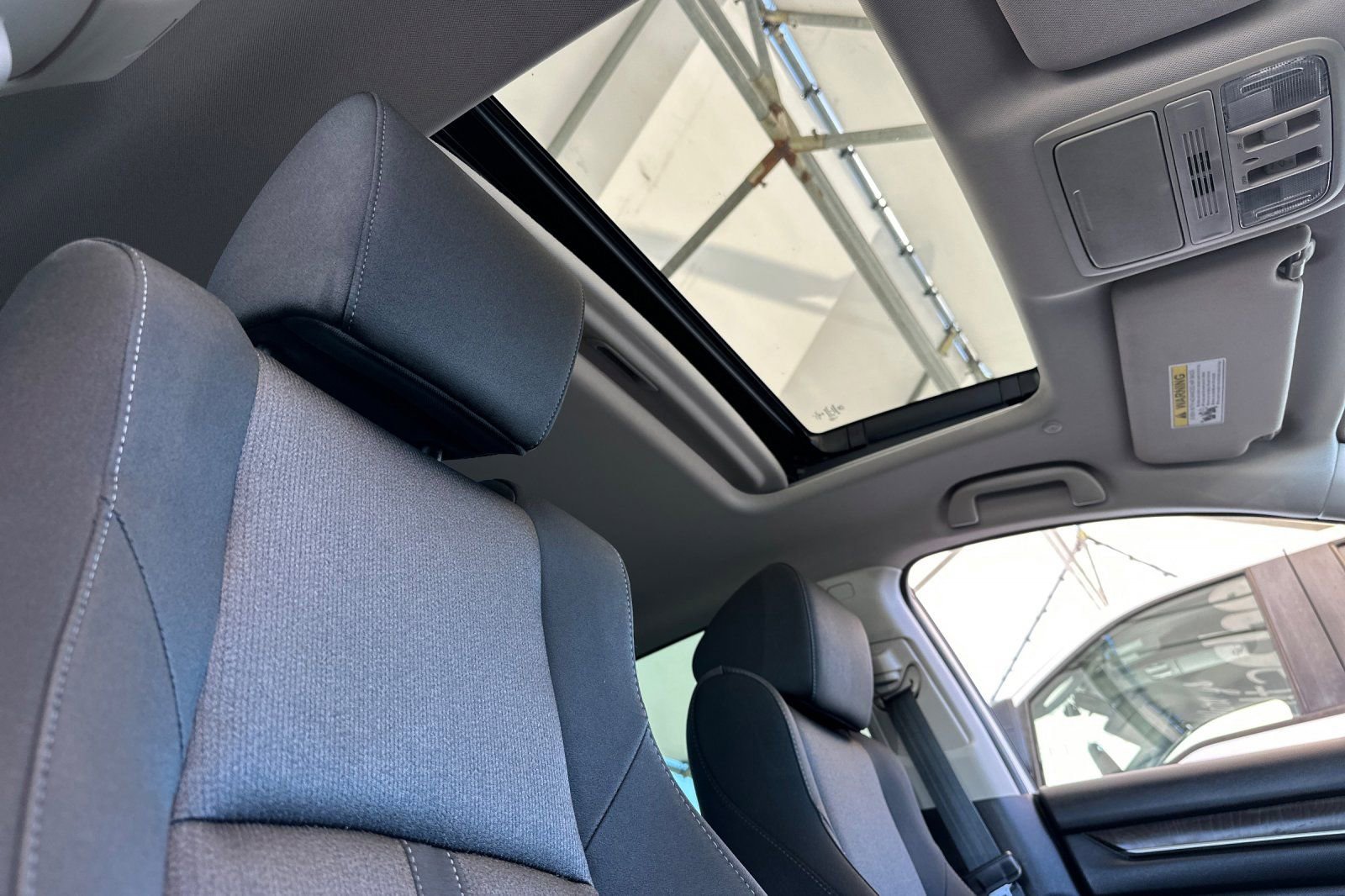 Used 2018 Honda Accord EX image 16