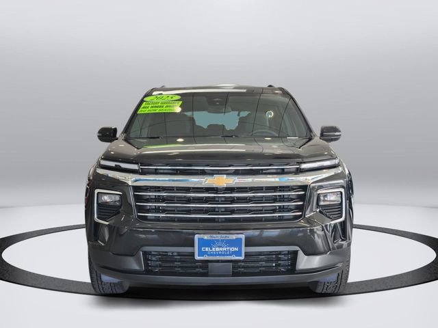 Used 2025 Chevrolet Traverse LT w/ Sun and Wheel Package image 6