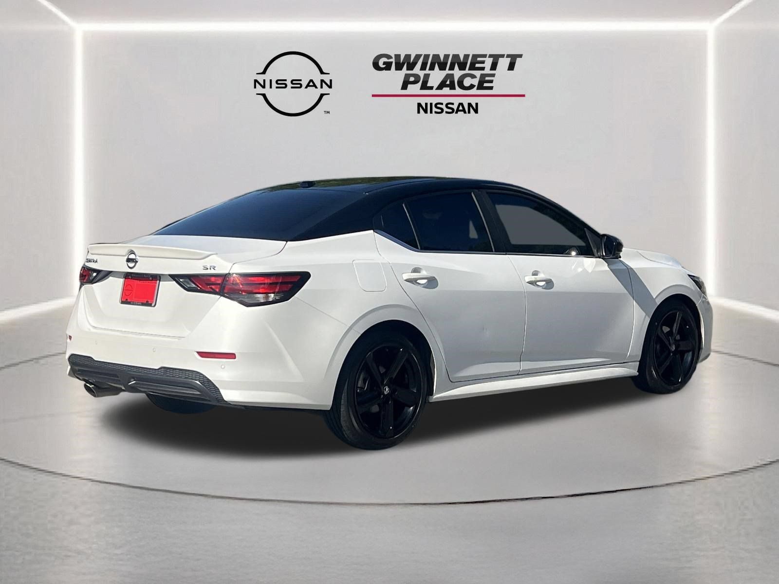 Used 2023 Nissan Sentra SR w/ SR Premium Package FWD image 22