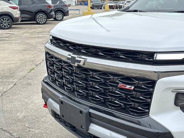 Used 2025 Chevrolet Traverse Z71 w/ Driver Confidence Package image 3