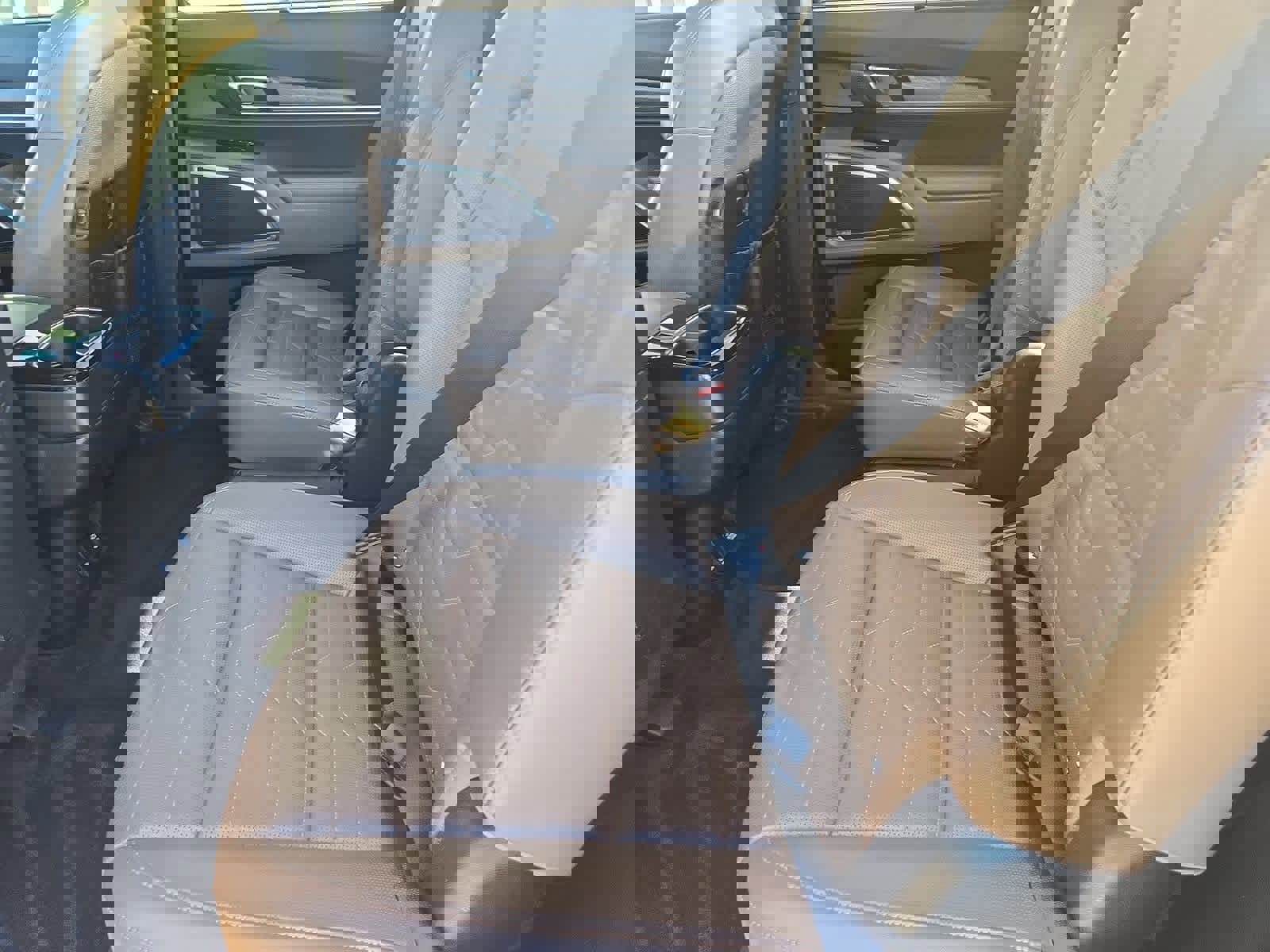 Used 2020 Kia Telluride SX w/ SX Prestige Package image 19