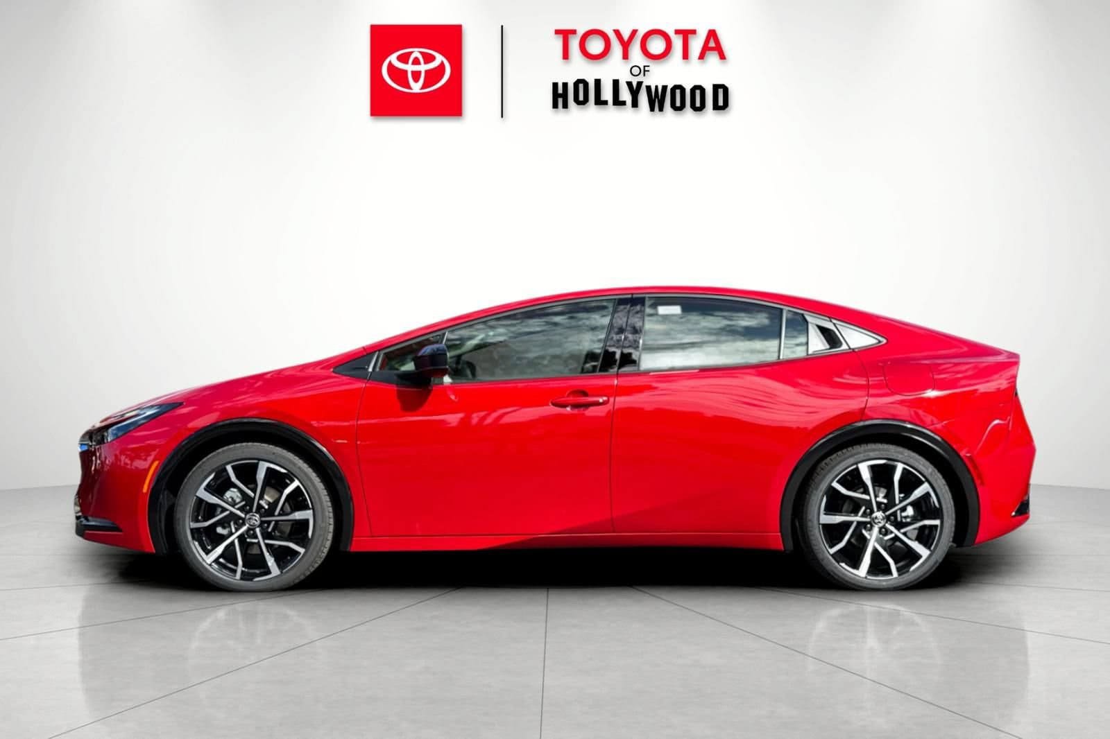 New 2026 Toyota Prius Plug-In Hybrid FWD image 9
