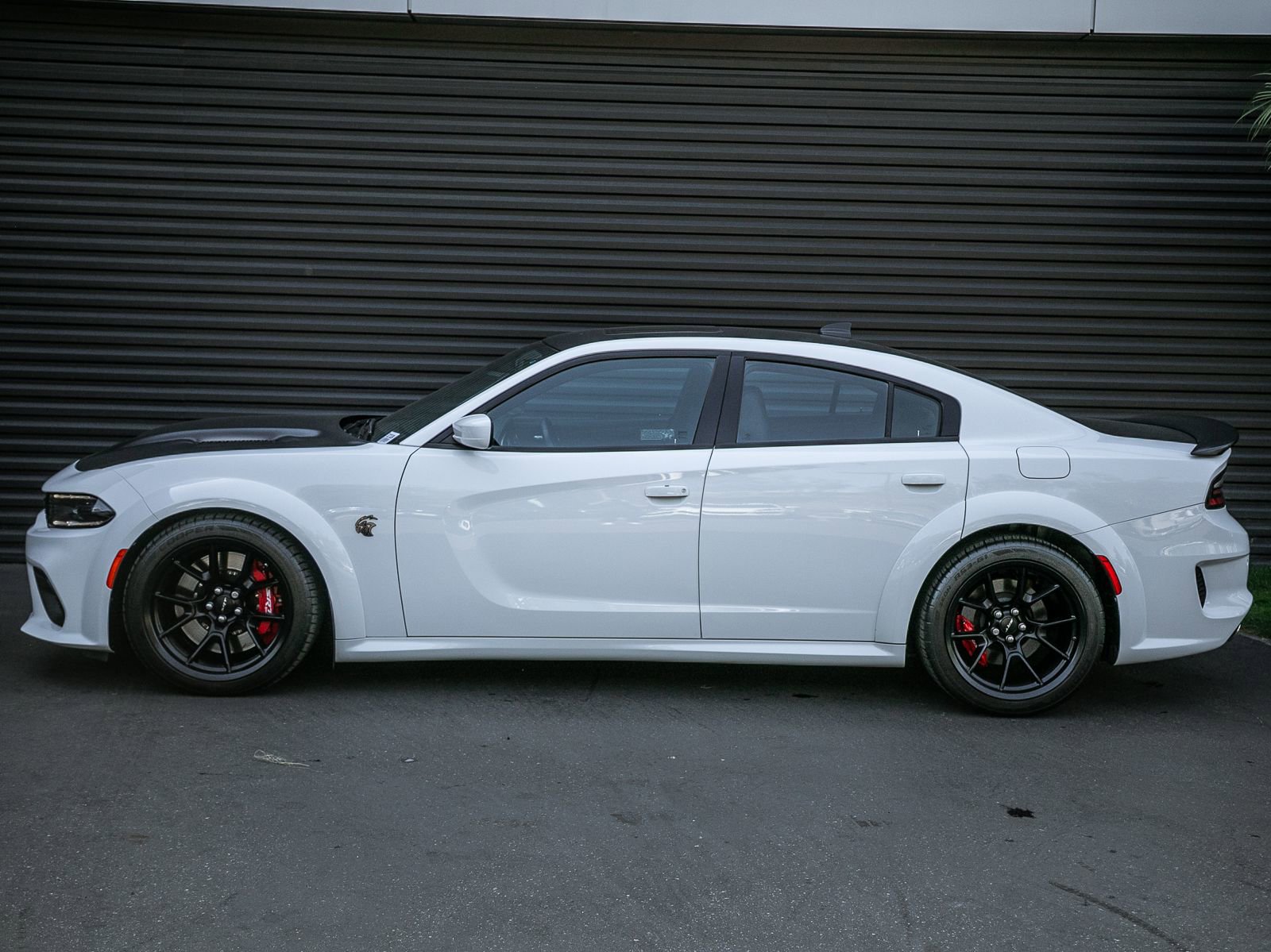 Used 2021 Dodge Charger SRT Hellcat image 2