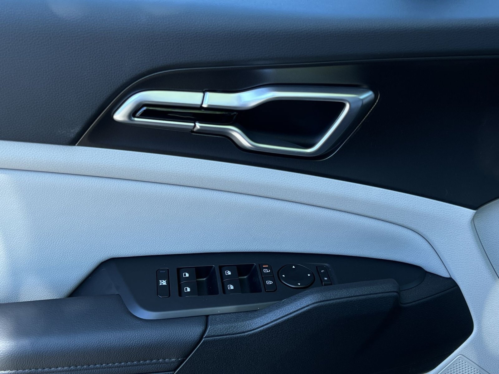 New 2026 Kia Sportage EX FWD image 28