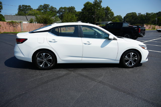 Used 2022 Nissan Sentra SV w/ All-Weather Package FWD image 9