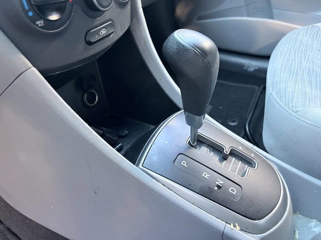 Used 2016 Hyundai Accent SE FWD image 5